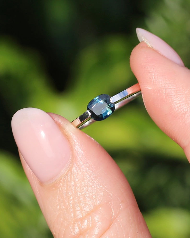 Australian Parti Sapphire Ring in Silver, size P or 7.75, 2.7g
