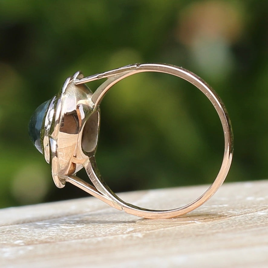 2.35ct Natural Aquamarine Cabochon in Vintage Floral 9ct Gold Ring, size O or 7.25