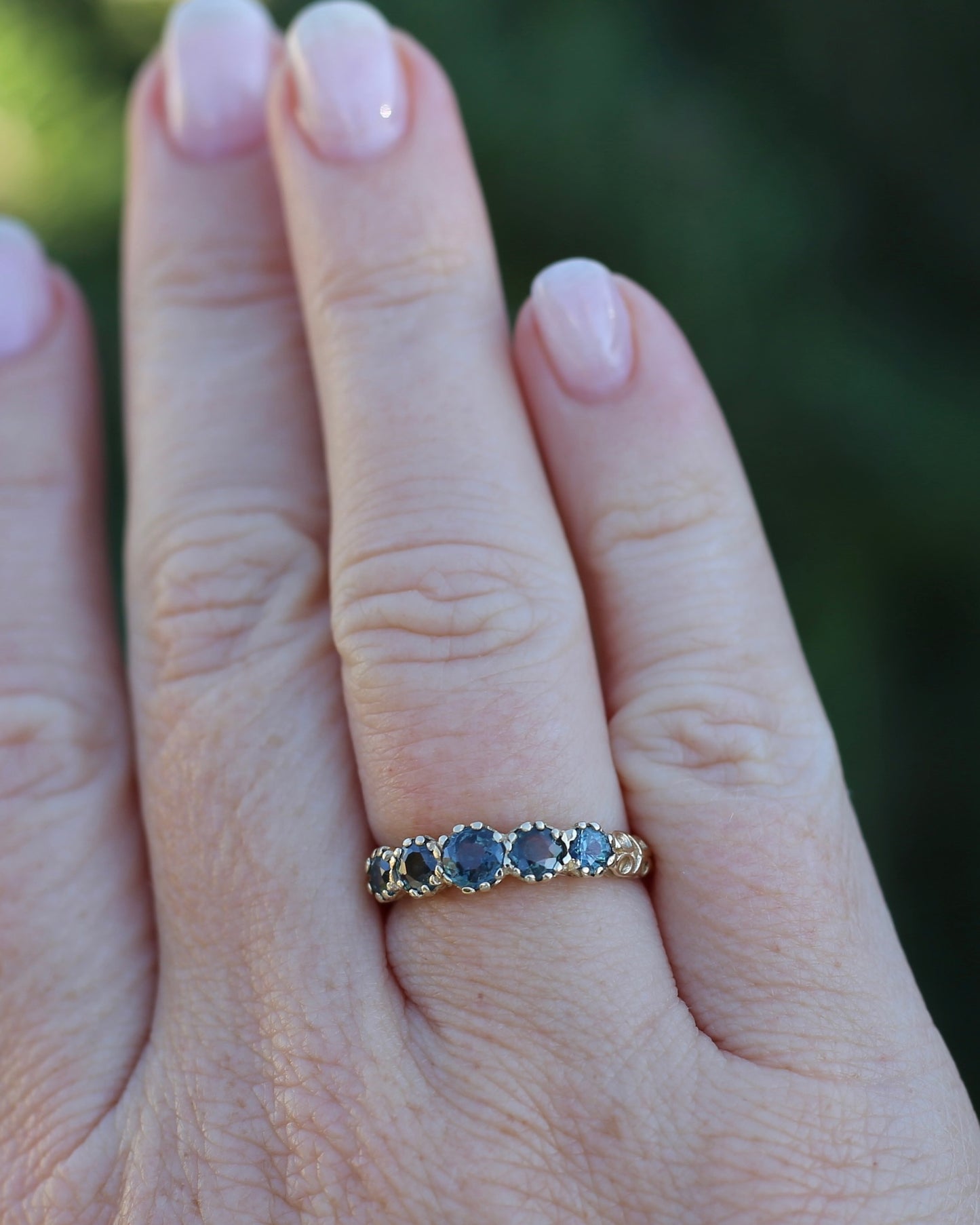 1.58ct Parti 5 Stone Multi Claw Set Vintage Ring, 9ct Yellow Gold, size P or 7.5