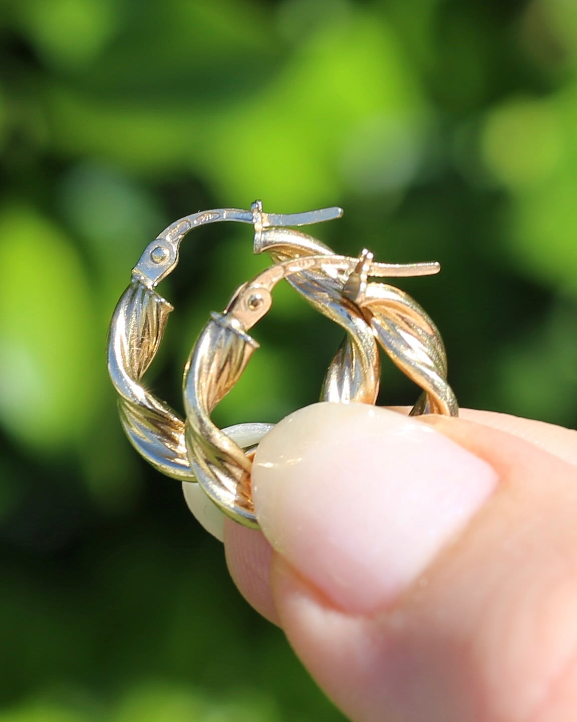 UnoAErre Twisted Gold Hoop Earrings, 17.5mm 1.26g