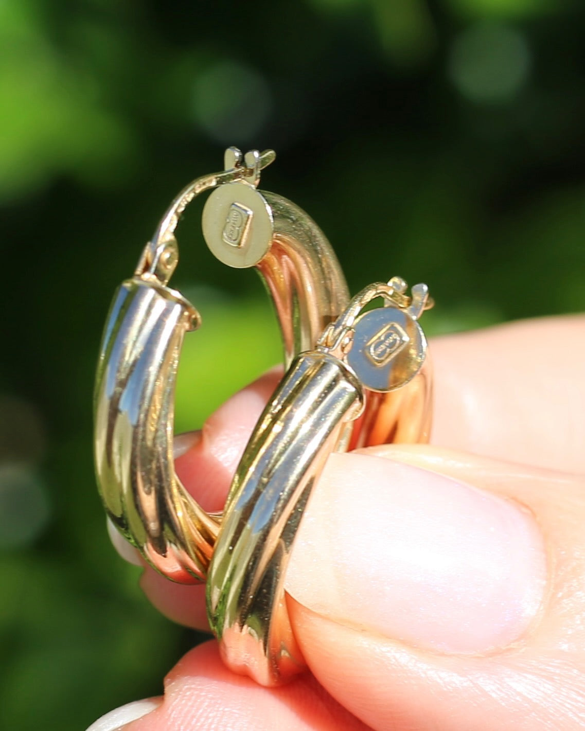 UnoAErre Twisted 9ct Gold Hoop Earrings, 23.6mm 2.33g