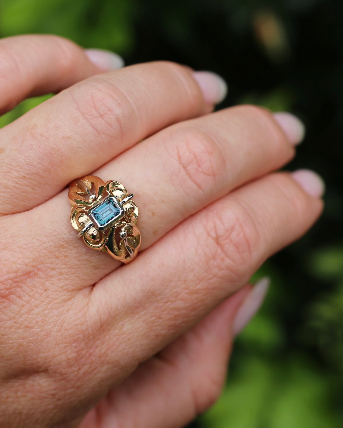 East African Emerald Cut Teal Parti Sapphire in 1940s Italian Made 18ct Mixed Metal Handmade ring, size S or 9.25 with valuation