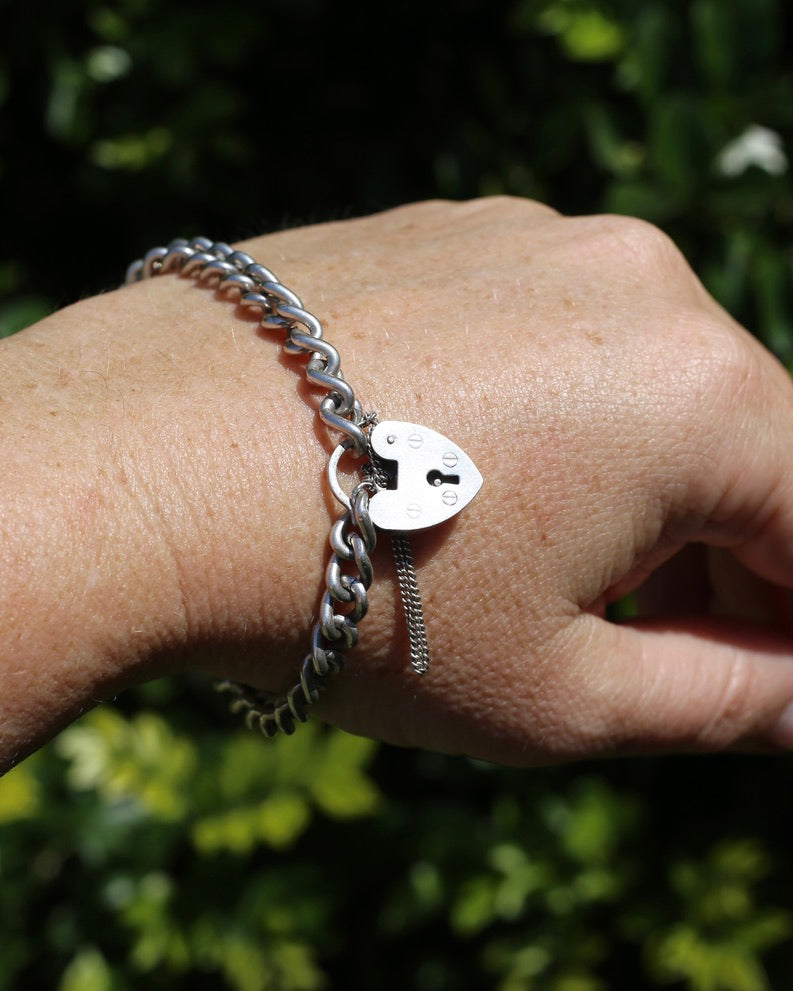 Vintage Silver Curb Bracelet with French Vintage Hallmarks, 21g