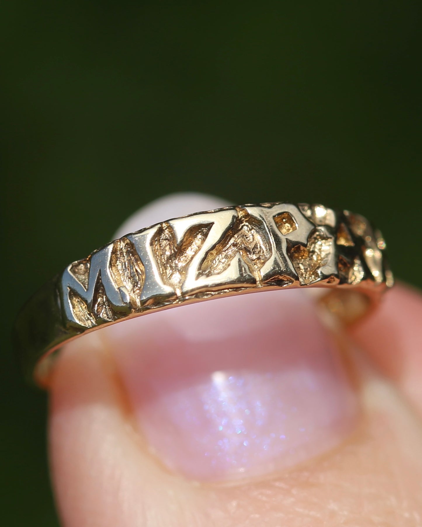 MIZPAH ring, 9ct Yellow Gold, size P or 7.75
