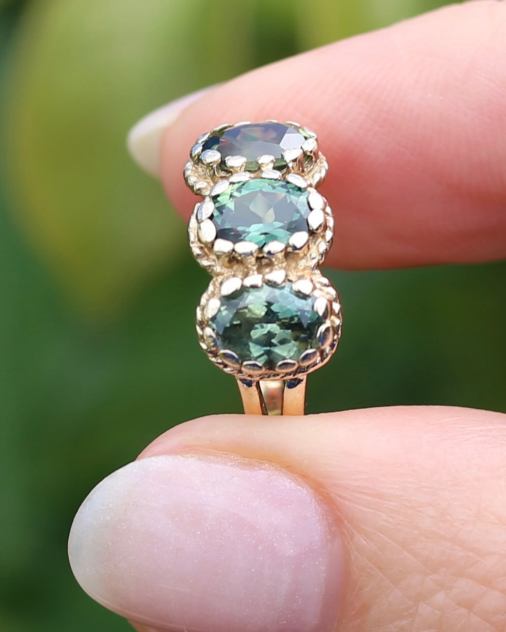 3ct Green Parti Sapphire Claw Set Vintage Ring, 9ct Yellow Gold, size 6 or L1/2