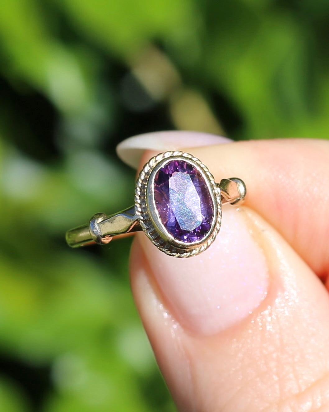 Bezel Set Oval Amethyst in Fabulous Rope Surround and Filigree base, 9ct Yellow Gold, size P1/2 or nearly 8