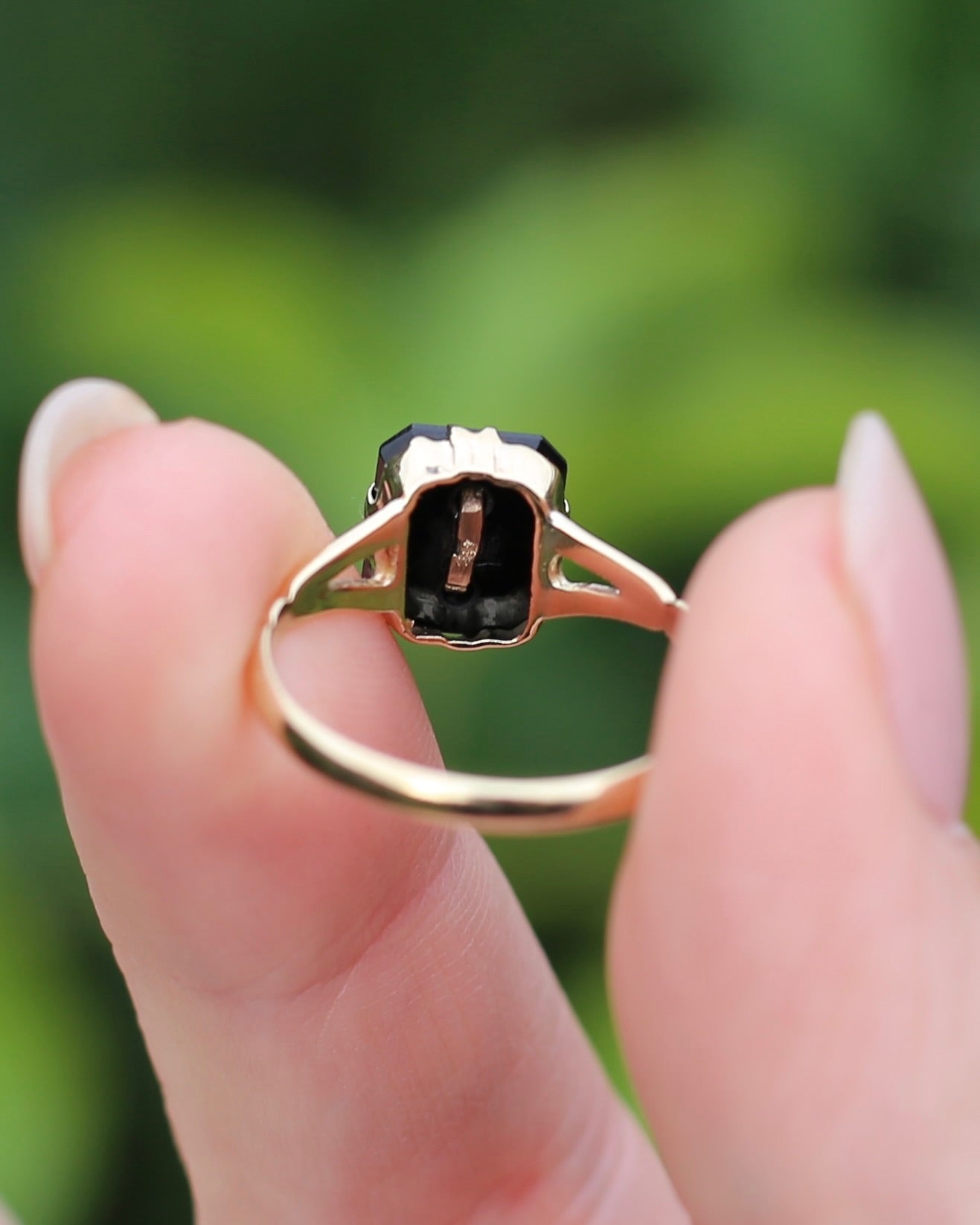 "S" Vintage Onyx and 9ct Yellow Gold Signet Ring, 9ct Yellow Gold, size 8 or P1/2