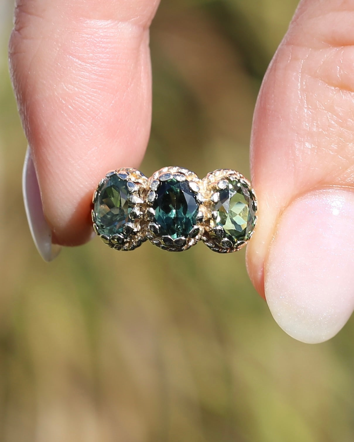3ct Green Parti Sapphire Claw Set Vintage Ring, 9ct Yellow Gold, size 6 or L1/2