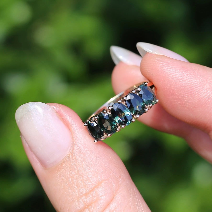 3 Carat Five Stone Parti Sapphire Ring, 9ct Yellow Gold, size R1/2 or nearly 9, with valuation
