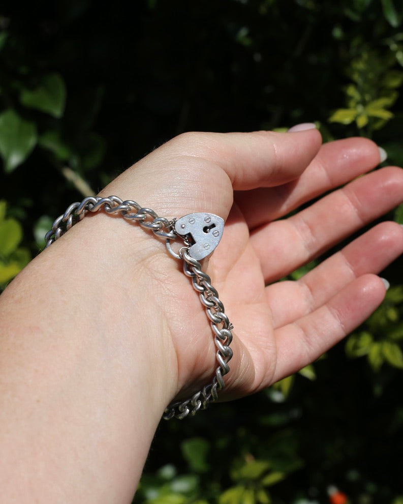 Vintage Silver Curb Bracelet with French Vintage Hallmarks, 21g