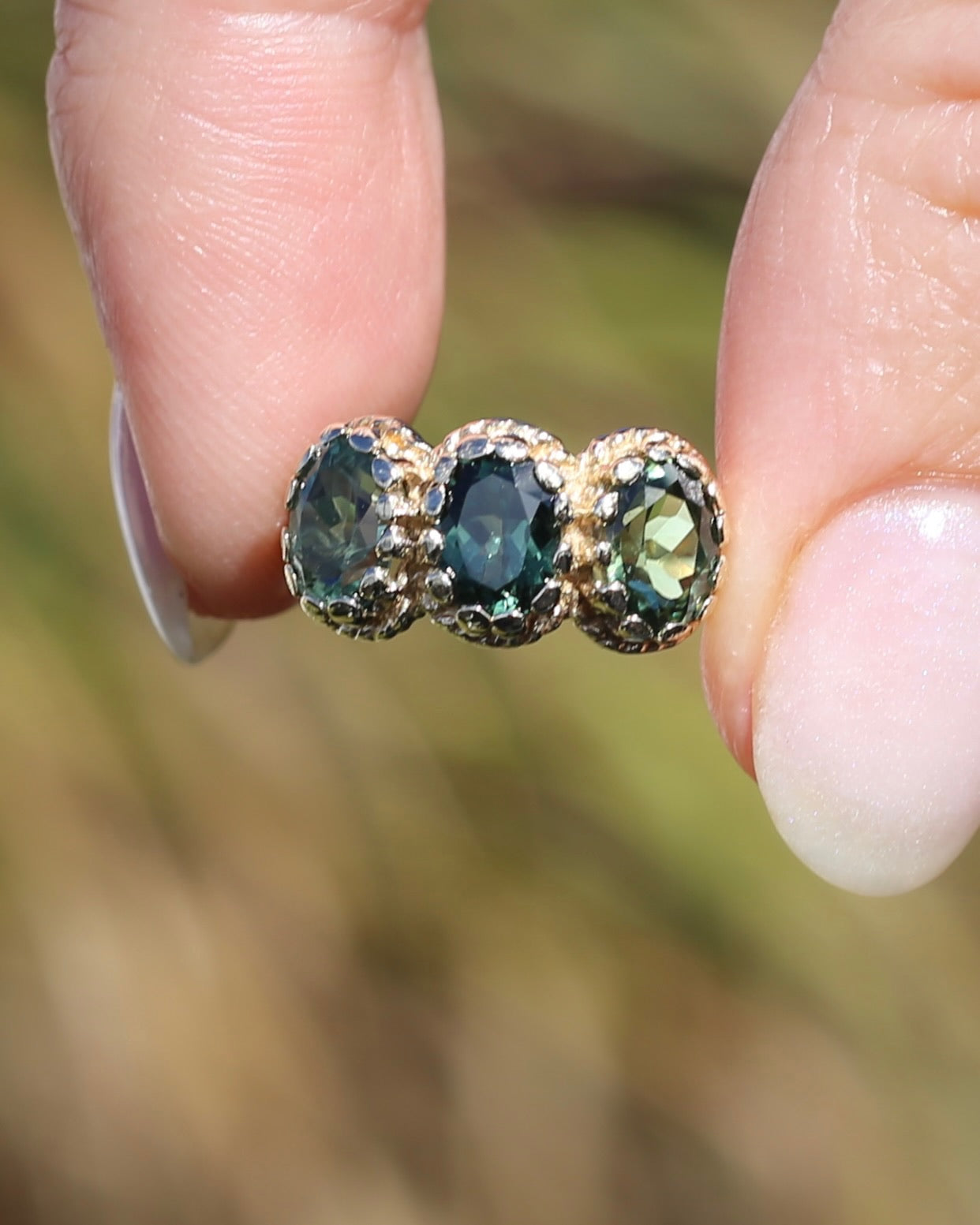 3ct Green Parti Sapphire Claw Set Vintage Ring, 9ct Yellow Gold, size 6 or L1/2