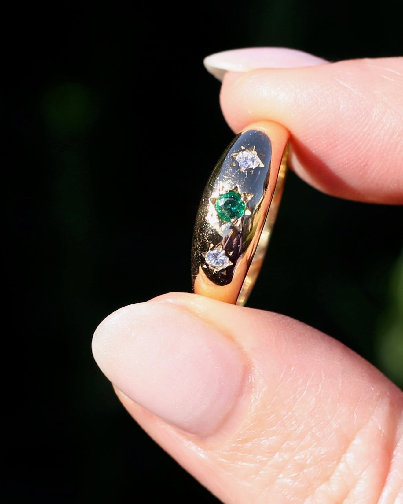 1975 Made Natural Emerald and Diamond Star Set Trilogy, 18ct Yellow Gold, size 7.75 or just under P1/4