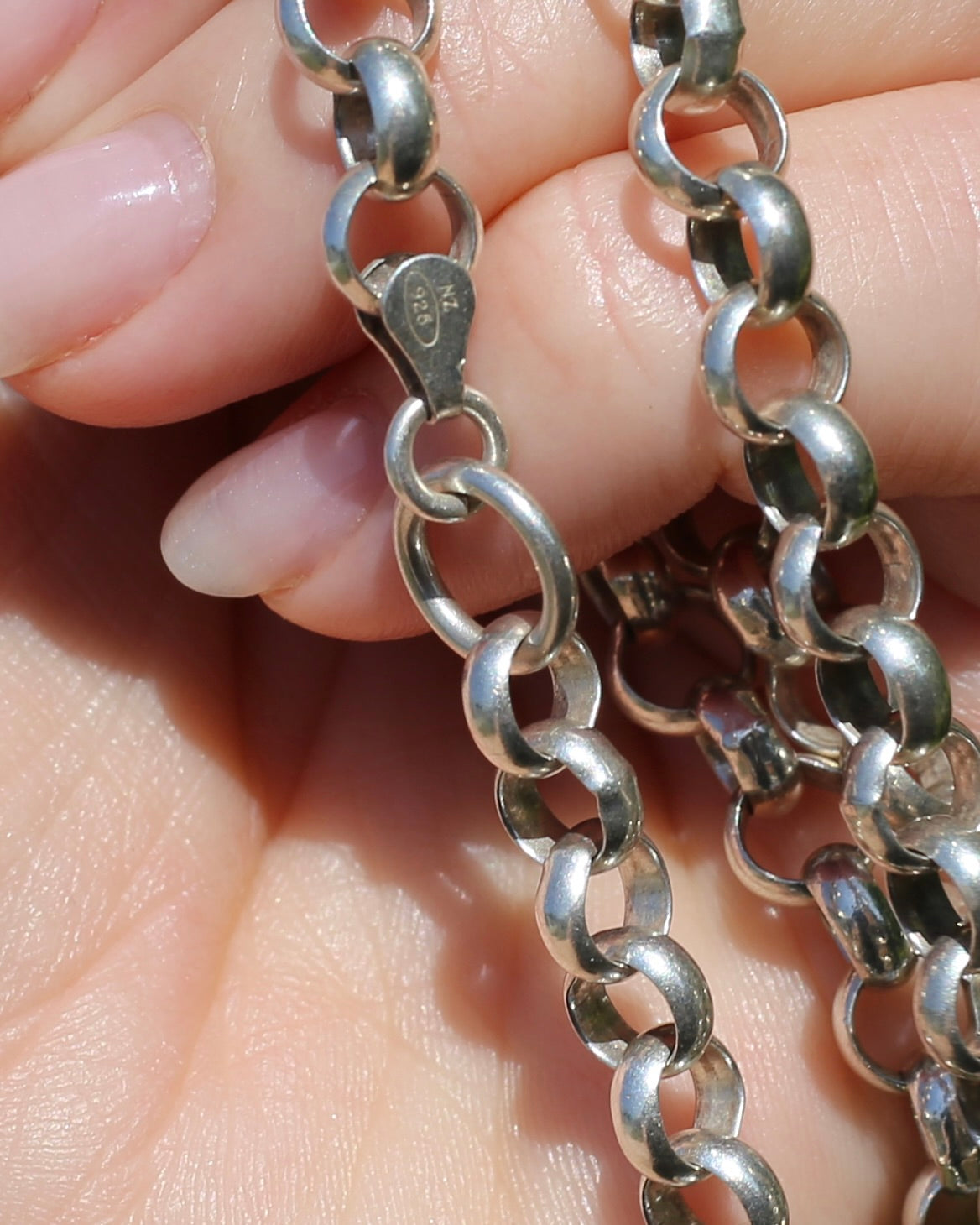 Over the Head 65cm New Zealand Made Silver Belcher Chain with Moving T-bar, 51.5g