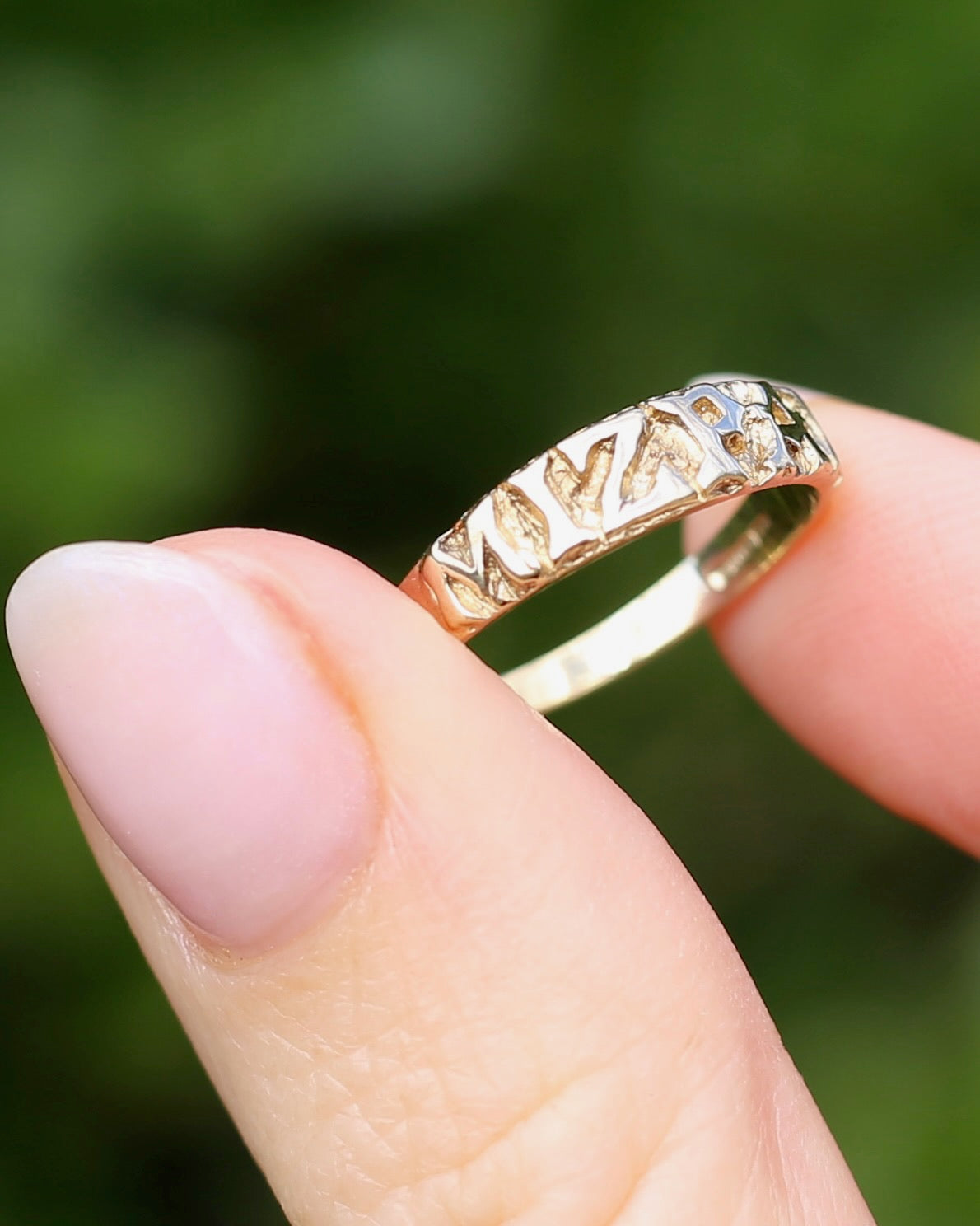 MIZPAH ring, 9ct Yellow Gold, size P or 7.75