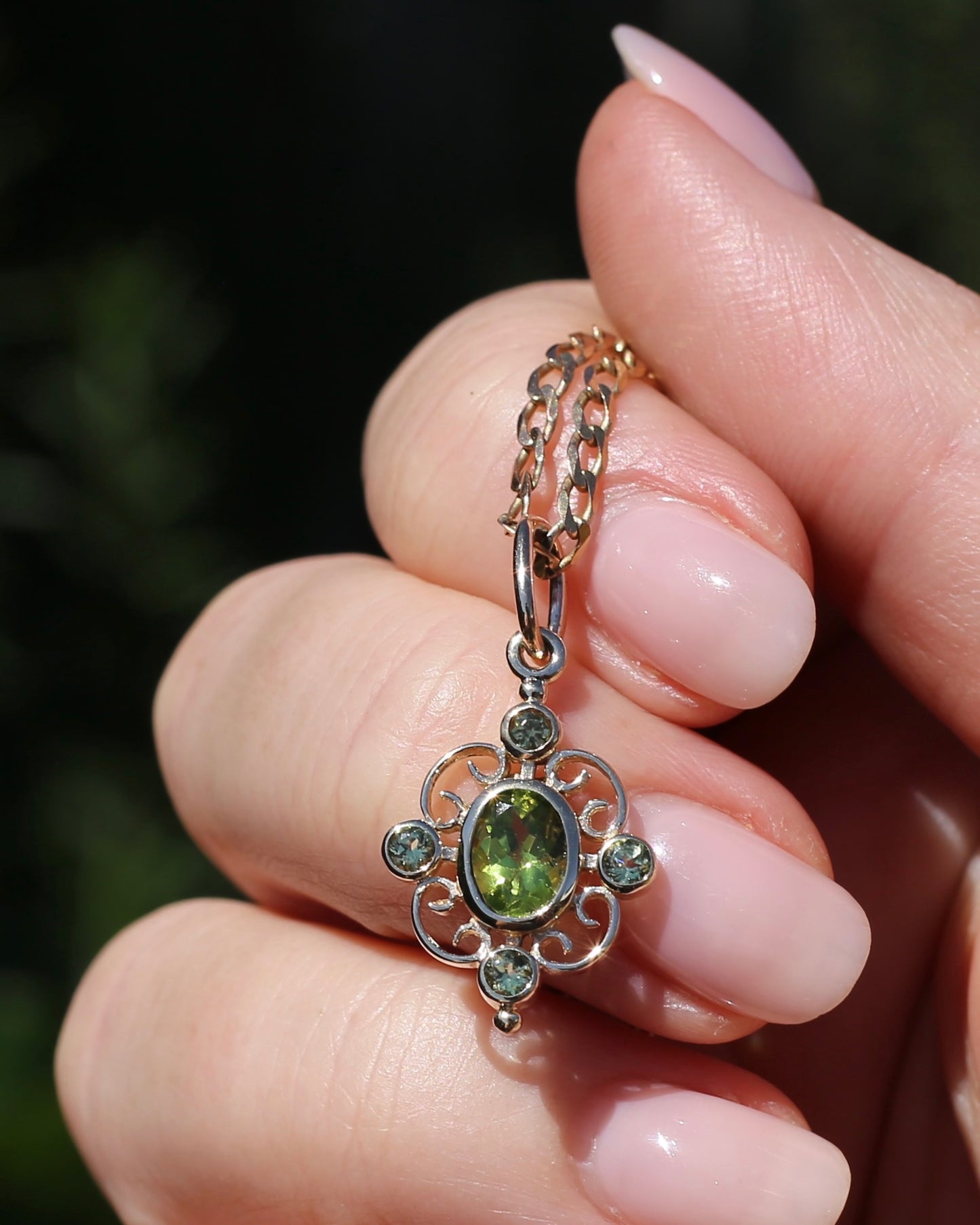 Vintage Bezel Set Peridot Pendant, 9ct Yellow Gold, 1.74g