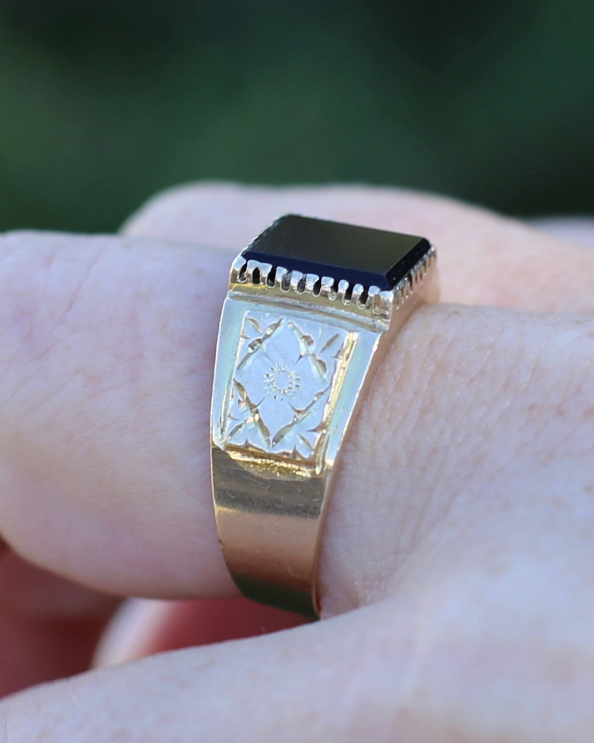 Chunky 1979 Onyx Signet with Floral Shoulders, 9ct Yellow Gold, size 10 or U