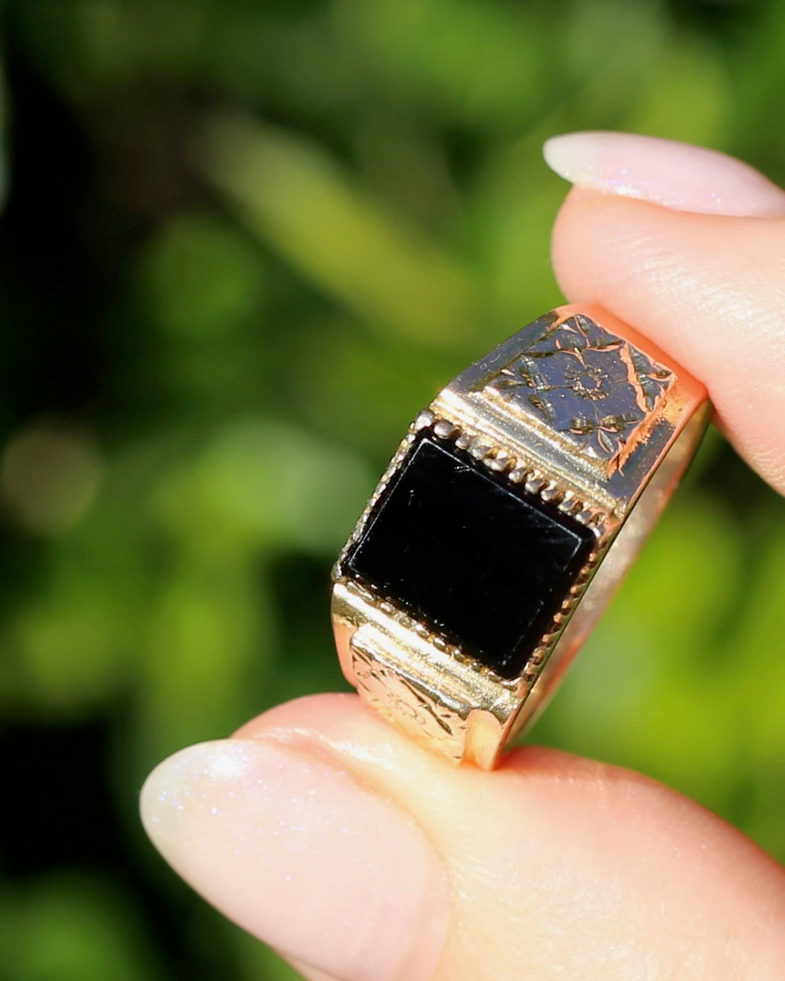 Chunky 1979 Onyx Signet with Floral Shoulders, 9ct Yellow Gold, size 10 or U
