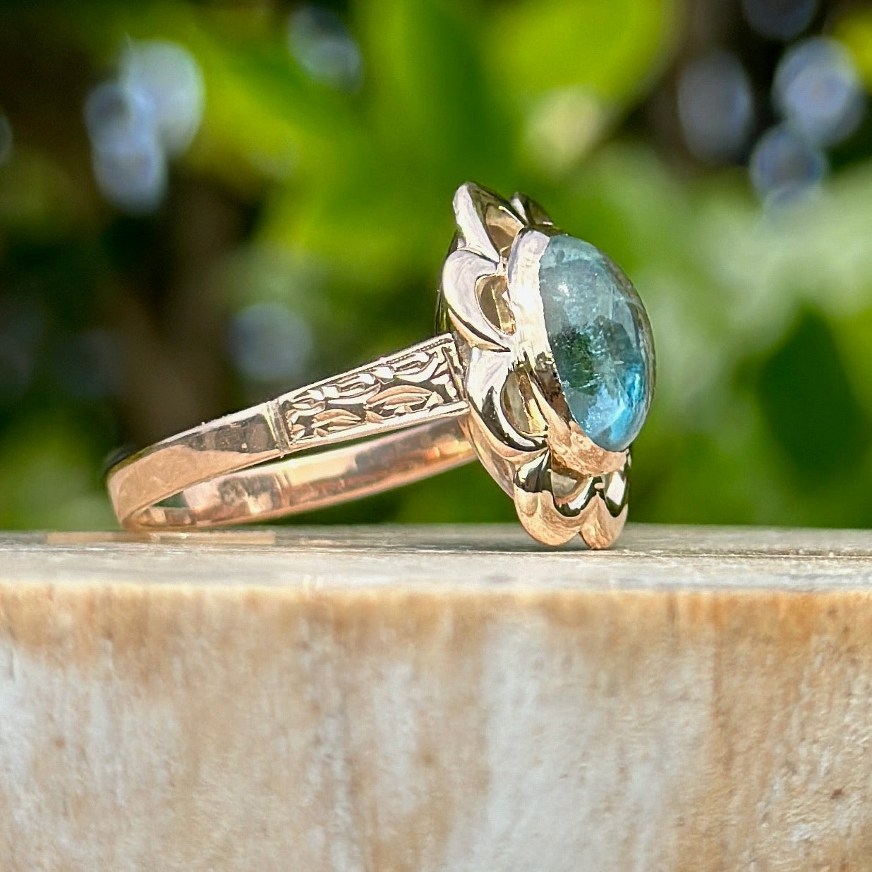 2.35ct Natural Aquamarine Cabochon in Vintage Floral 9ct Gold Ring, size O or 7.25
