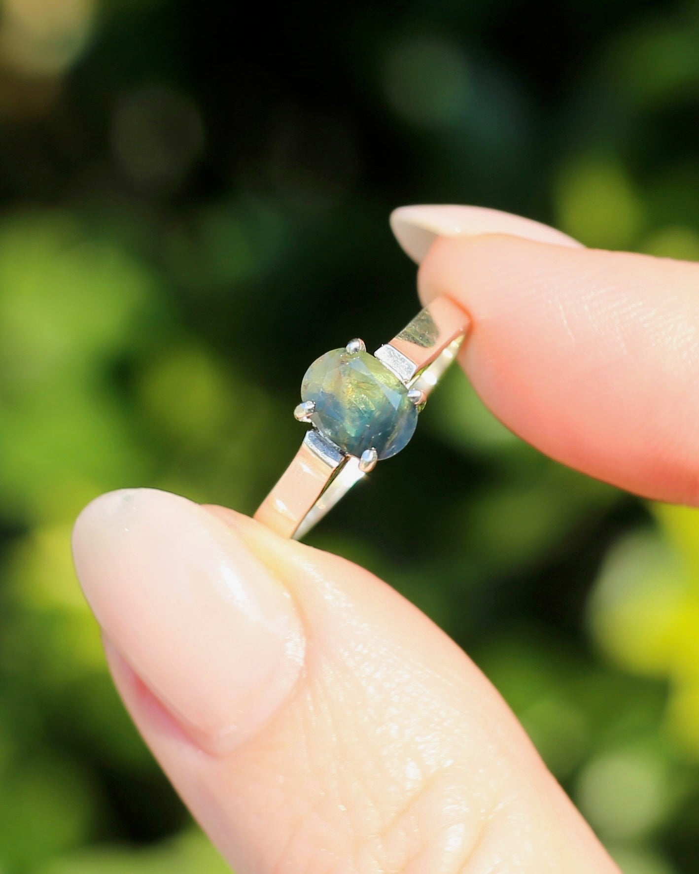Bi Colour Natural Sapphire, Sterling Silver, size O or 7.25