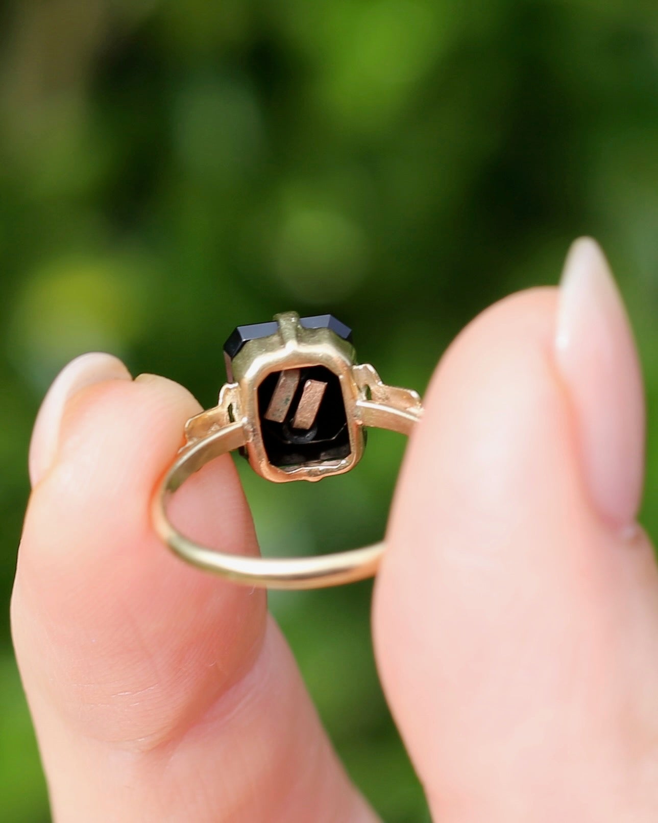"H/B" Vintage Onyx and 9ct Yellow Gold Signet Ring, 9ct Yellow Gold, size N1/2 or 6.75