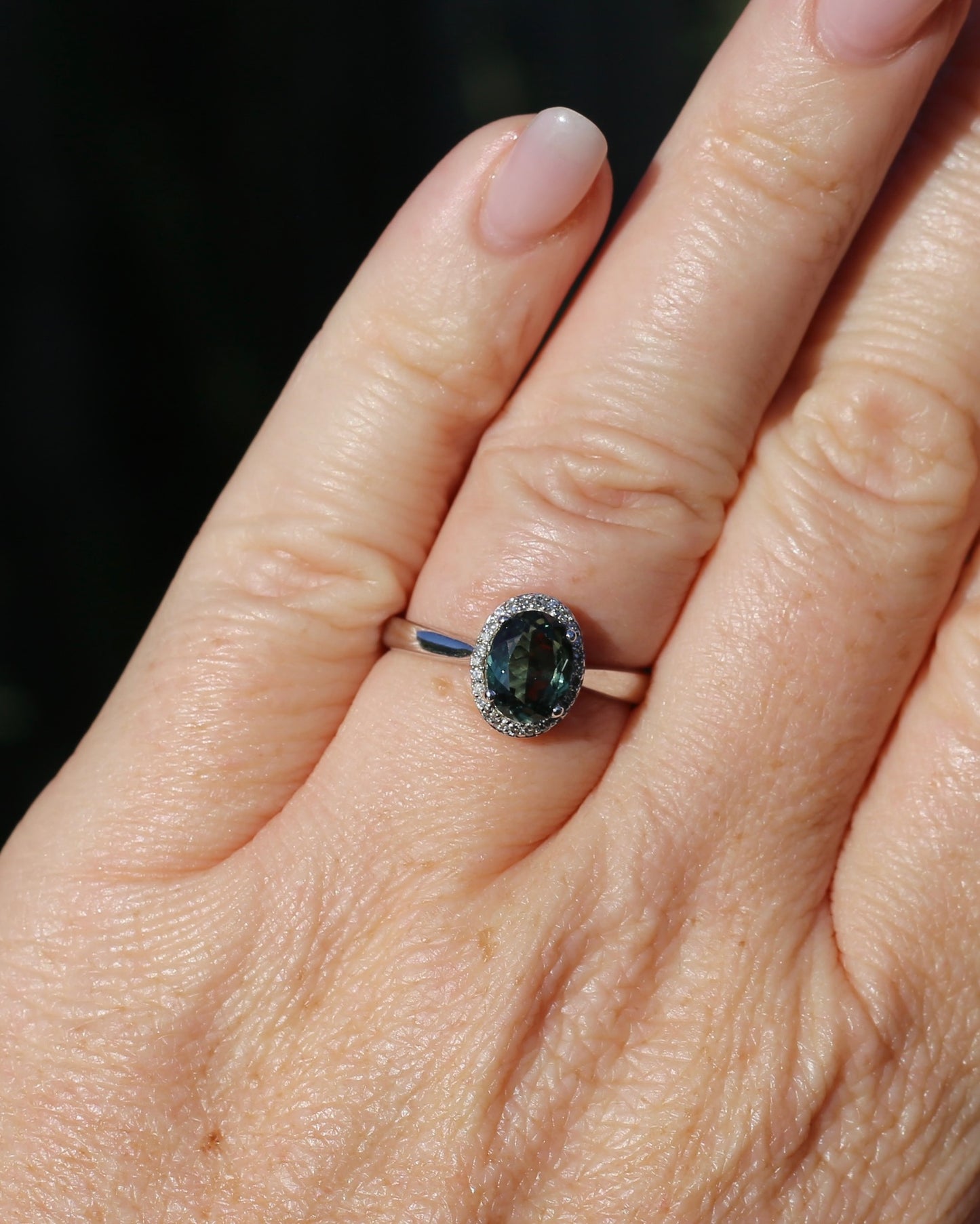 1.48ct Australian Parti Sapphire and SIngle Cut Diamond Halo, 10ct White Gold, size O or 7.25, 3.71g
