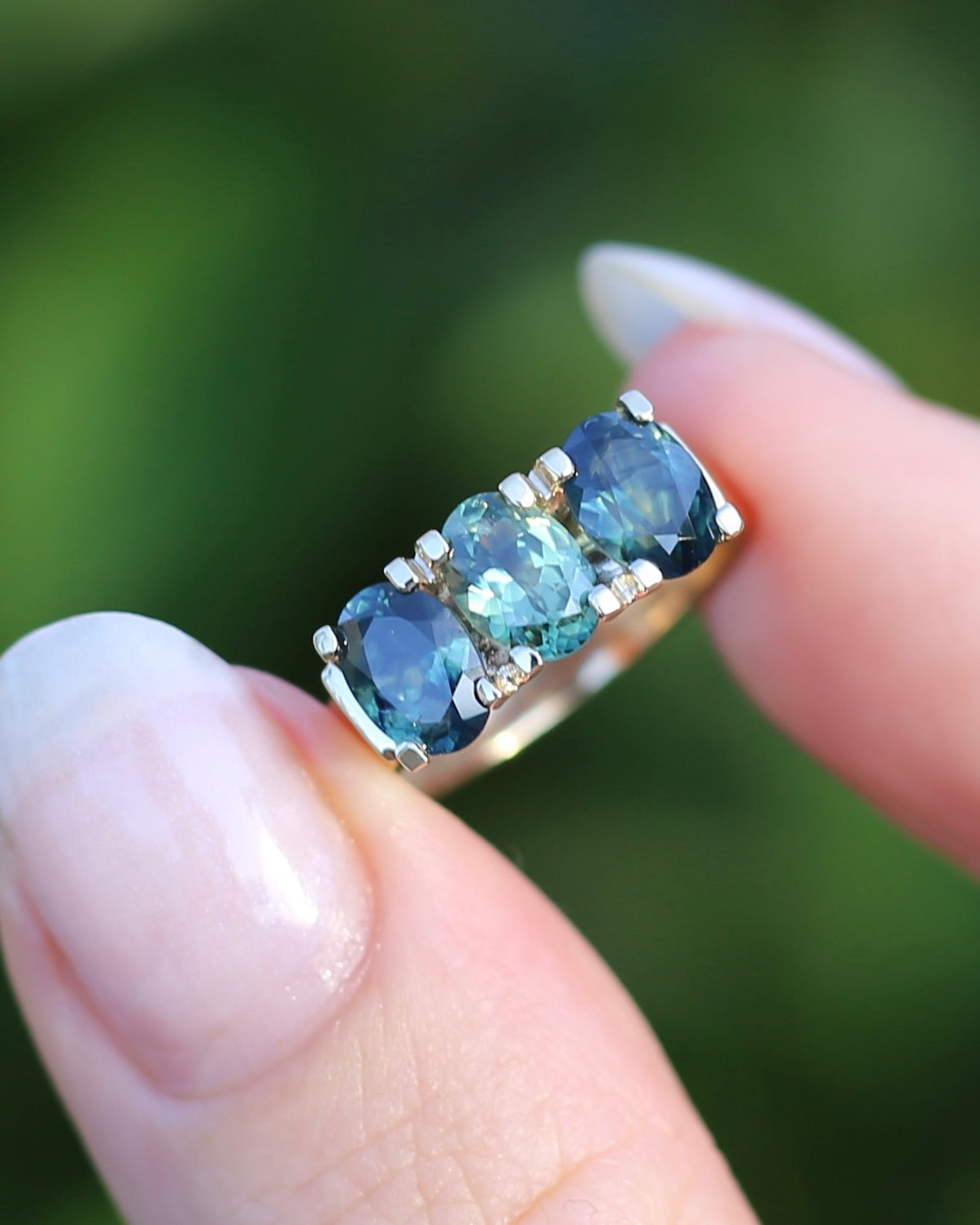 Circa 1980s 2.5ct Parti Trilogy, 9ct Yellow Gold, size P or 7.75, with valuation