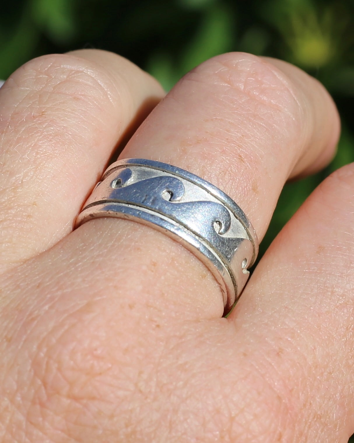 Chunky Sterling Silver Wave Ring, size U or 10 (fits more like an S1/2 or T)