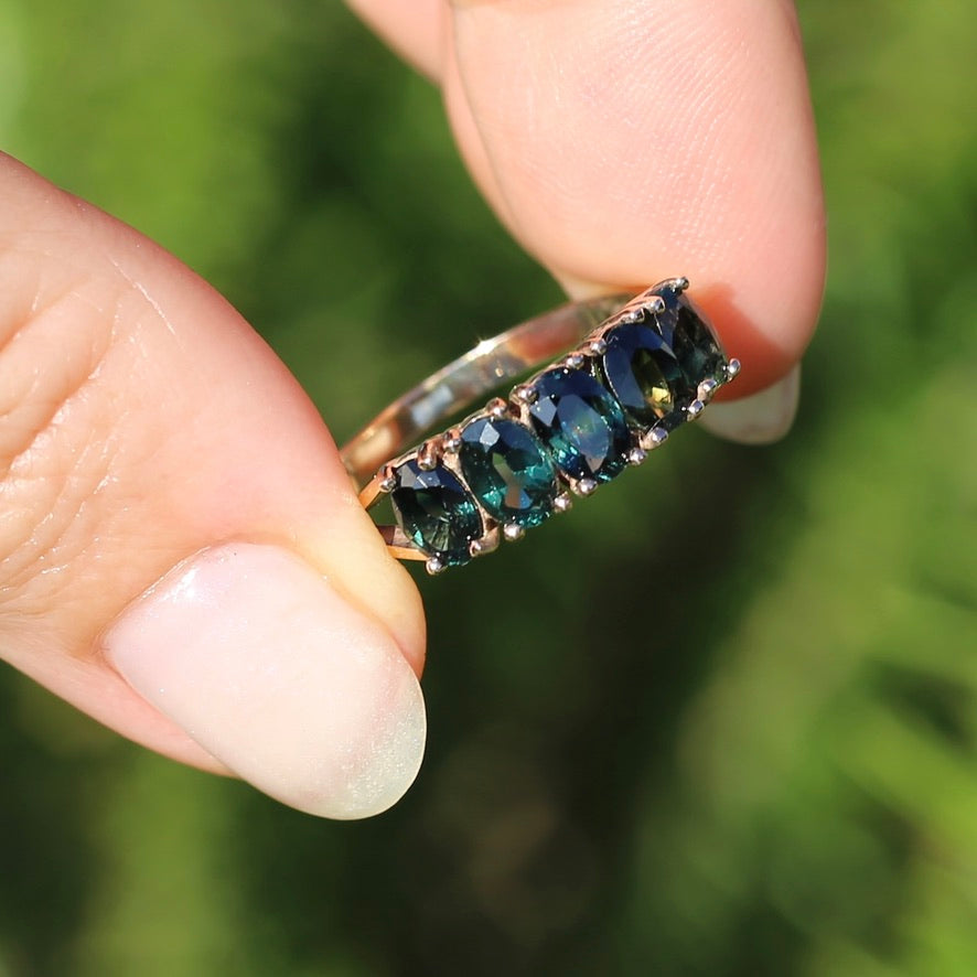 3 Carat Five Stone Parti Sapphire Ring, 9ct Yellow Gold, size R1/2 or nearly 9, with valuation