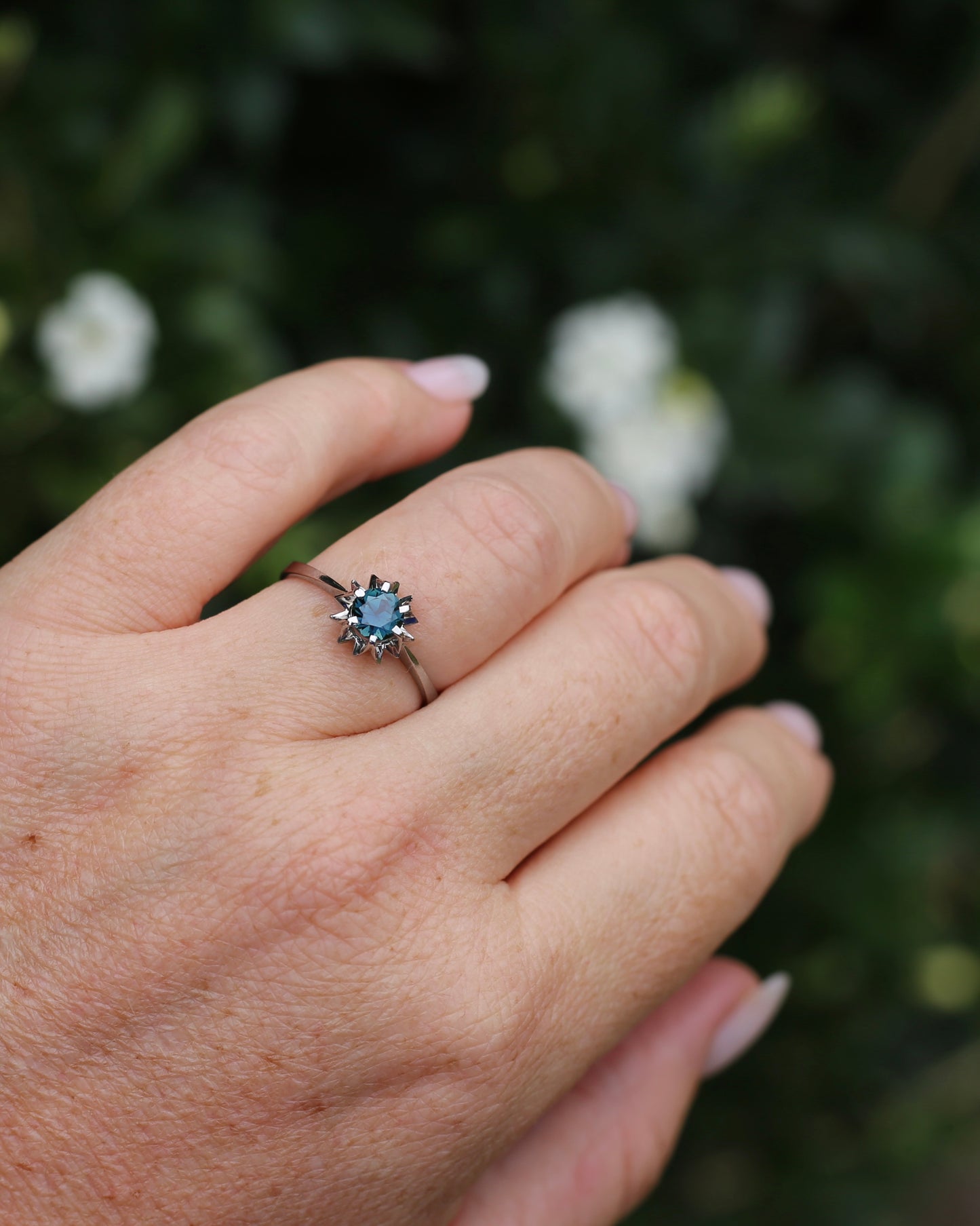 Teal and Bluey Purple Parti Sapphire Solitaire, 18ct White Gold, size R or 8.5