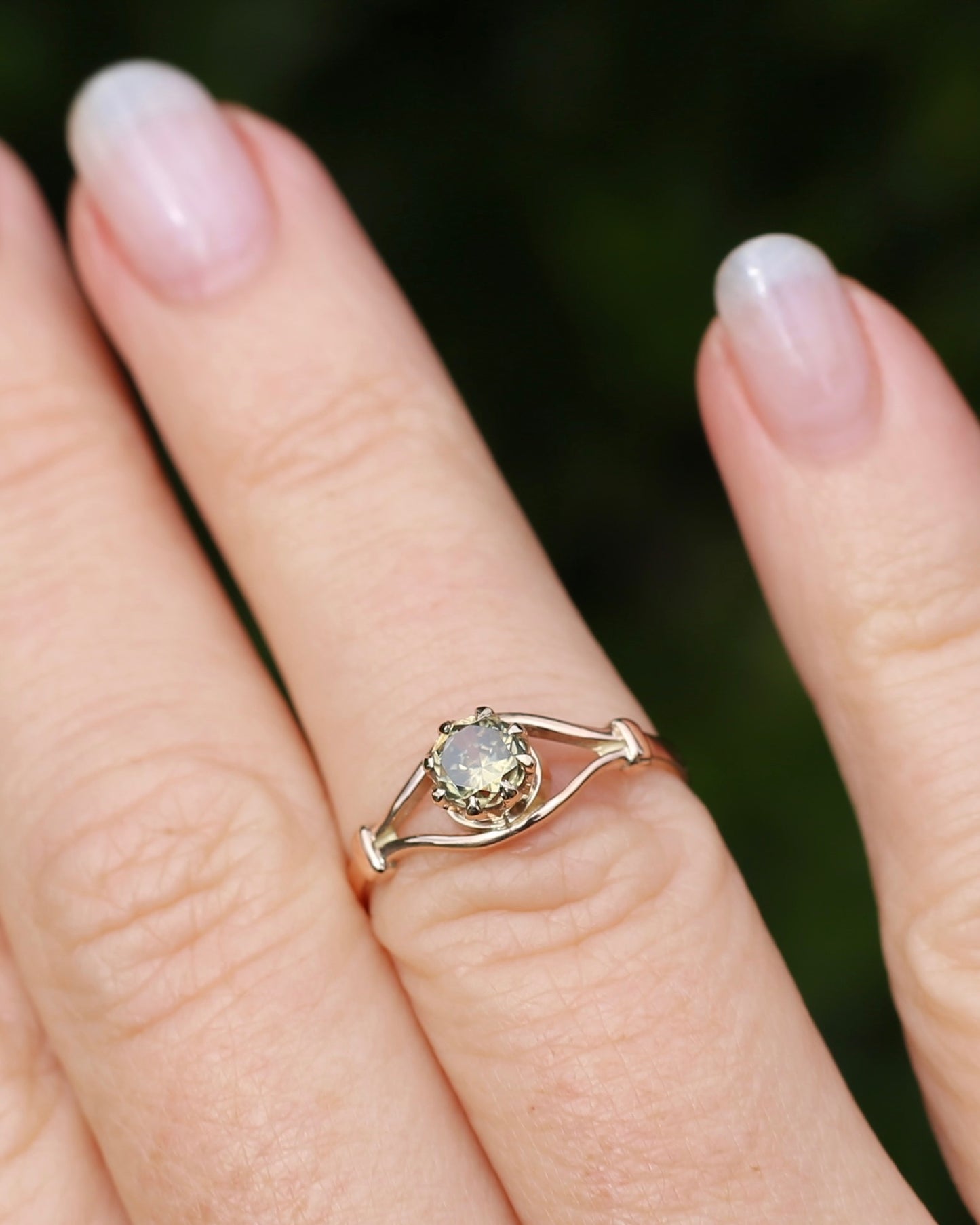East African Green Zircon, Vintage 8 Claw Setting, Old Rosey Gold, size M1/2 or 6.5