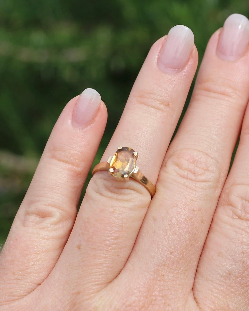 Vintage Yellow Sapphire Ring, 9ct Yellow Gold, size M1/2 or 6.5, 2.68g