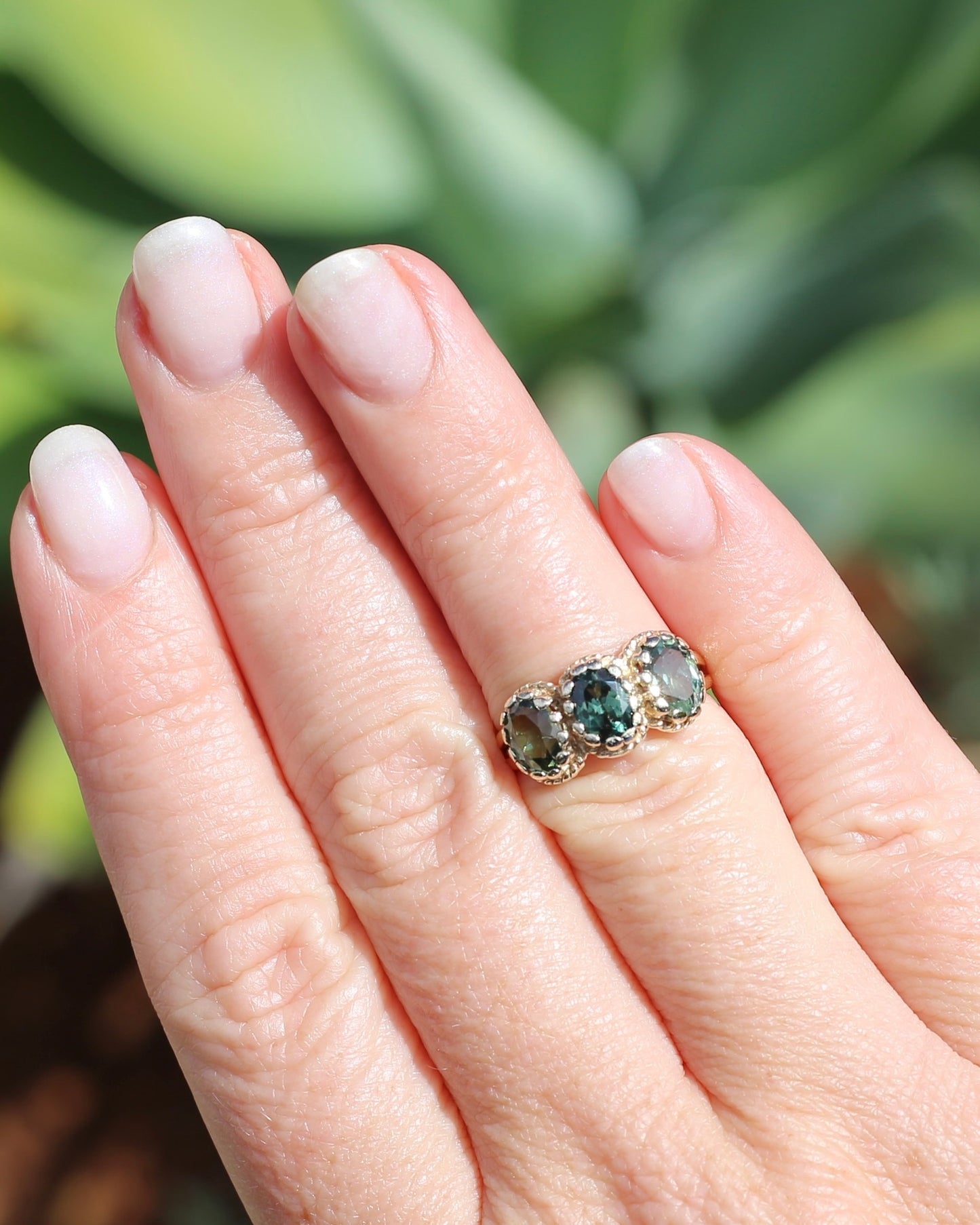 3ct Green Parti Sapphire Claw Set Vintage Ring, 9ct Yellow Gold, size 6 or L1/2
