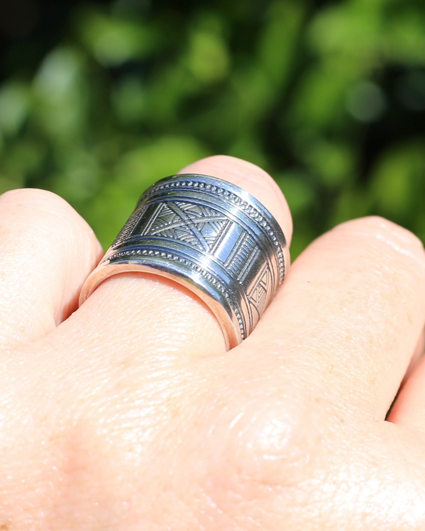 Wide Sterling Silver Etched Cigar Band, Comfort Fit Back, size P or 7.5 (fits more like an O or 7)