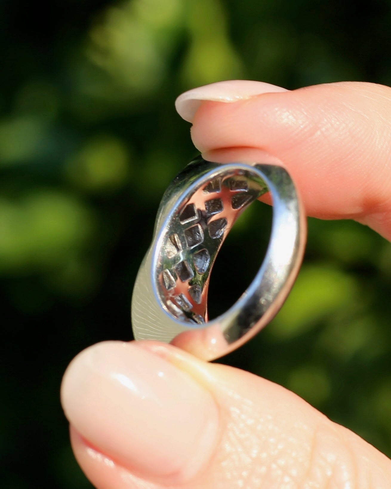 German Jette Ring, Sterling Silver, 8.1g, size O or 7.25 (feels more like N1/2)