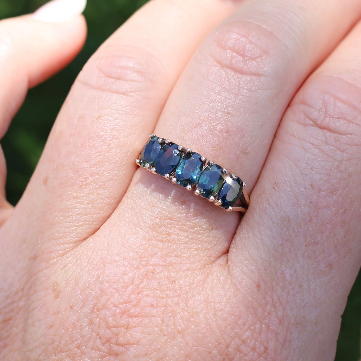 3 Carat Five Stone Parti Sapphire Ring, 9ct Yellow Gold, size R1/2 or nearly 9, with valuation