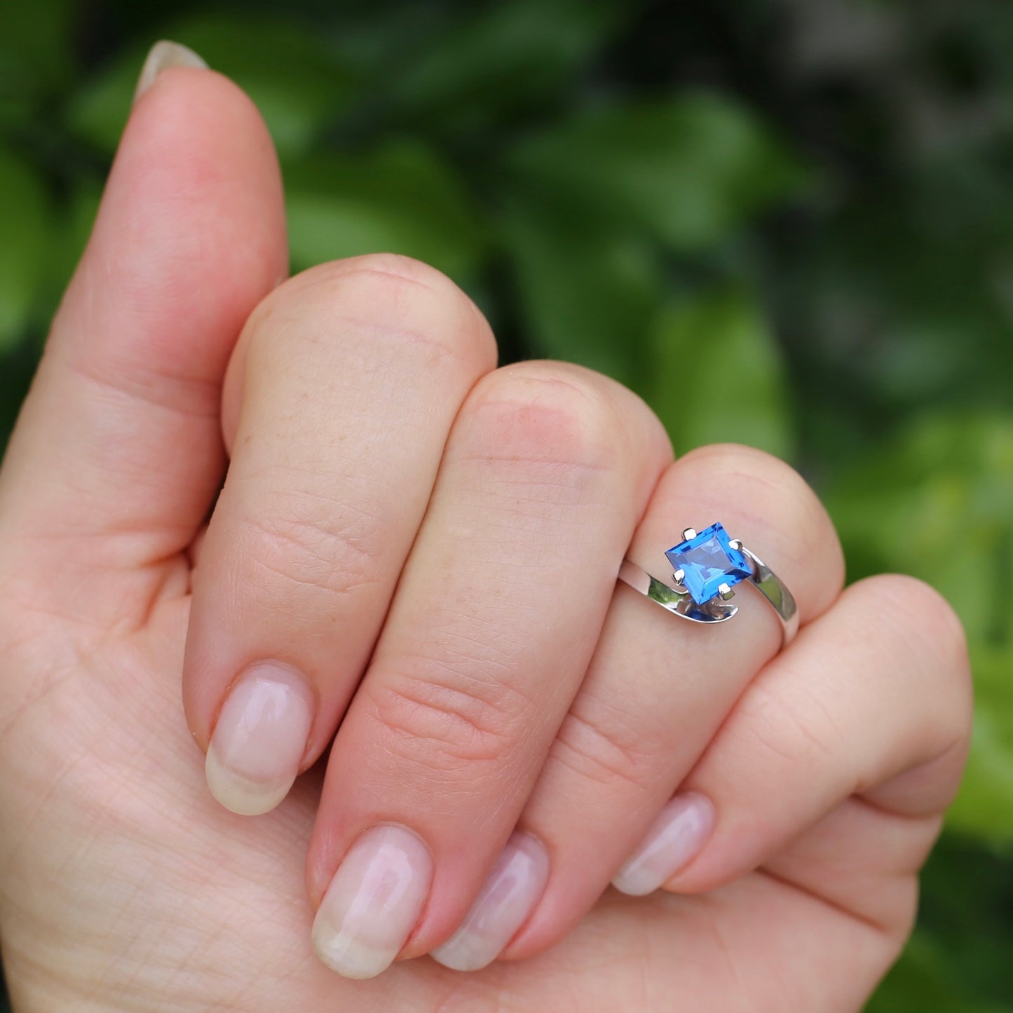 Circa 1960s Square Emerald Cut Blue Spinel in Asymmetric White Gold Ring, 9ct White Gold, size 6.25 or M