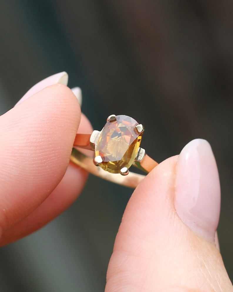 Vintage Yellow Sapphire Ring, 9ct Yellow Gold, size M1/2 or 6.5, 2.68g