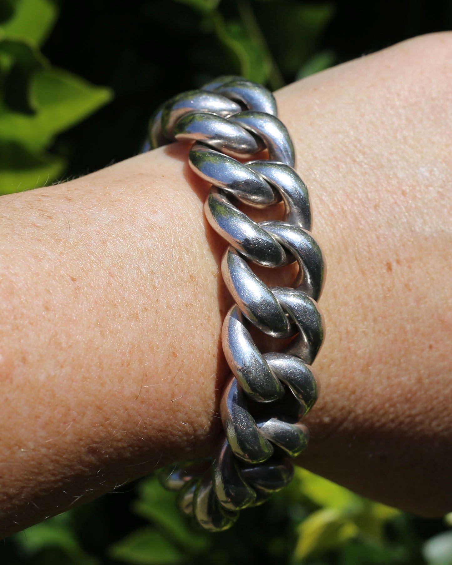 Australian Designer Very Chunky Semi Hollow Curb Link Bracelet with Heart Padlock, 84.2g