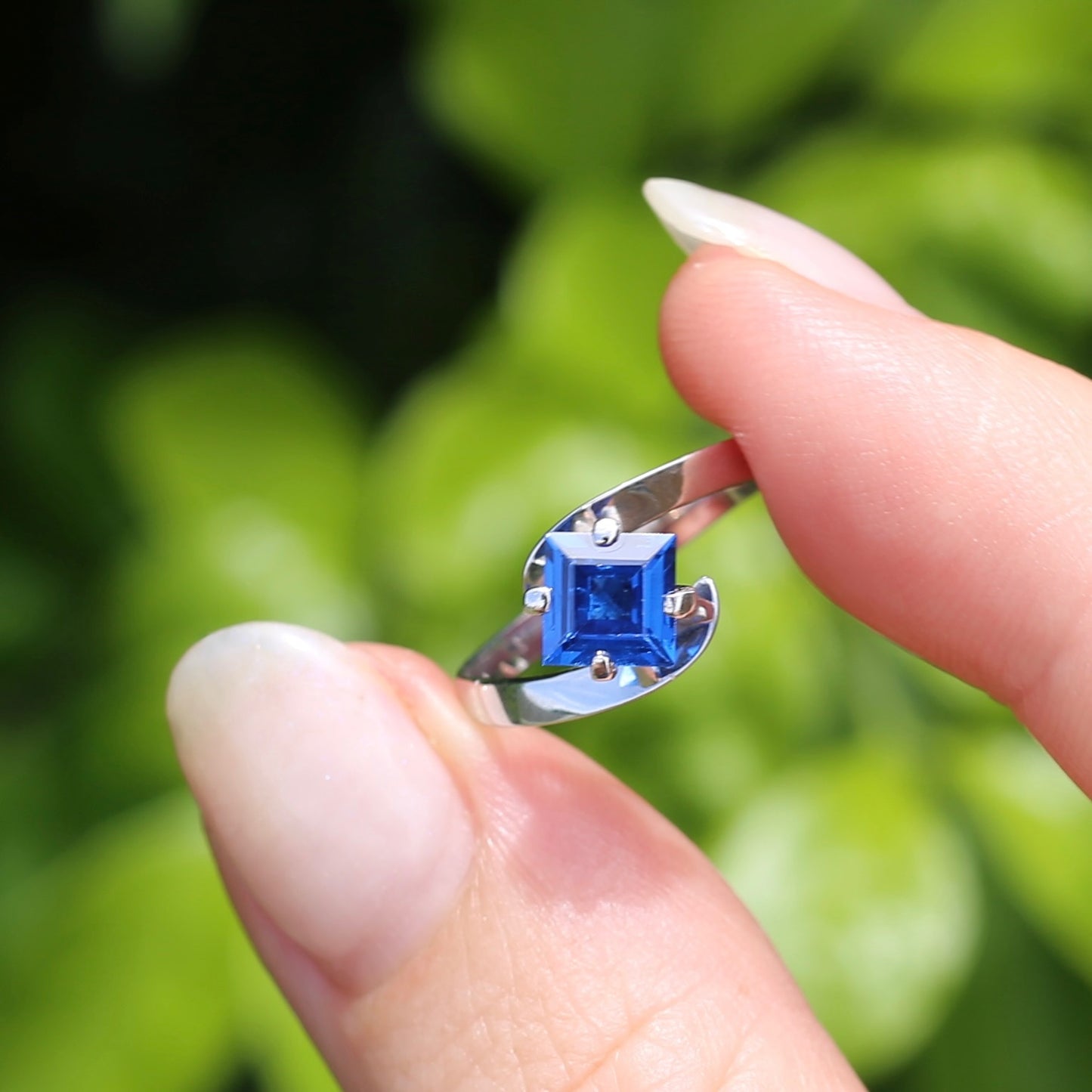 Circa 1960s Square Emerald Cut Blue Spinel in Asymmetric White Gold Ring, 9ct White Gold, size 6.25 or M