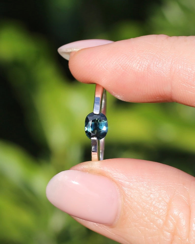Australian Parti Sapphire Ring in Silver, size P or 7.75, 2.7g