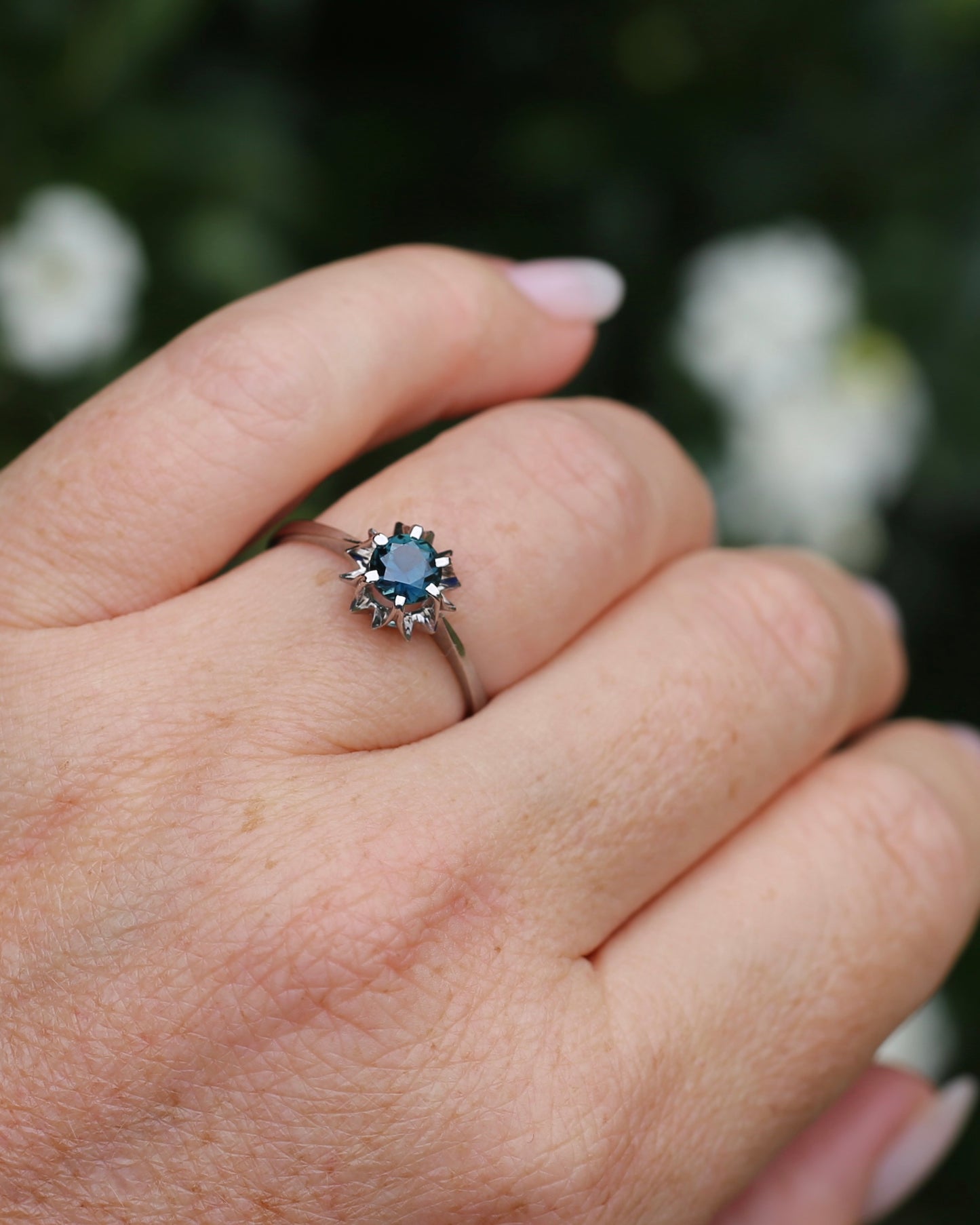 Teal and Bluey Purple Parti Sapphire Solitaire, 18ct White Gold, size R or 8.5