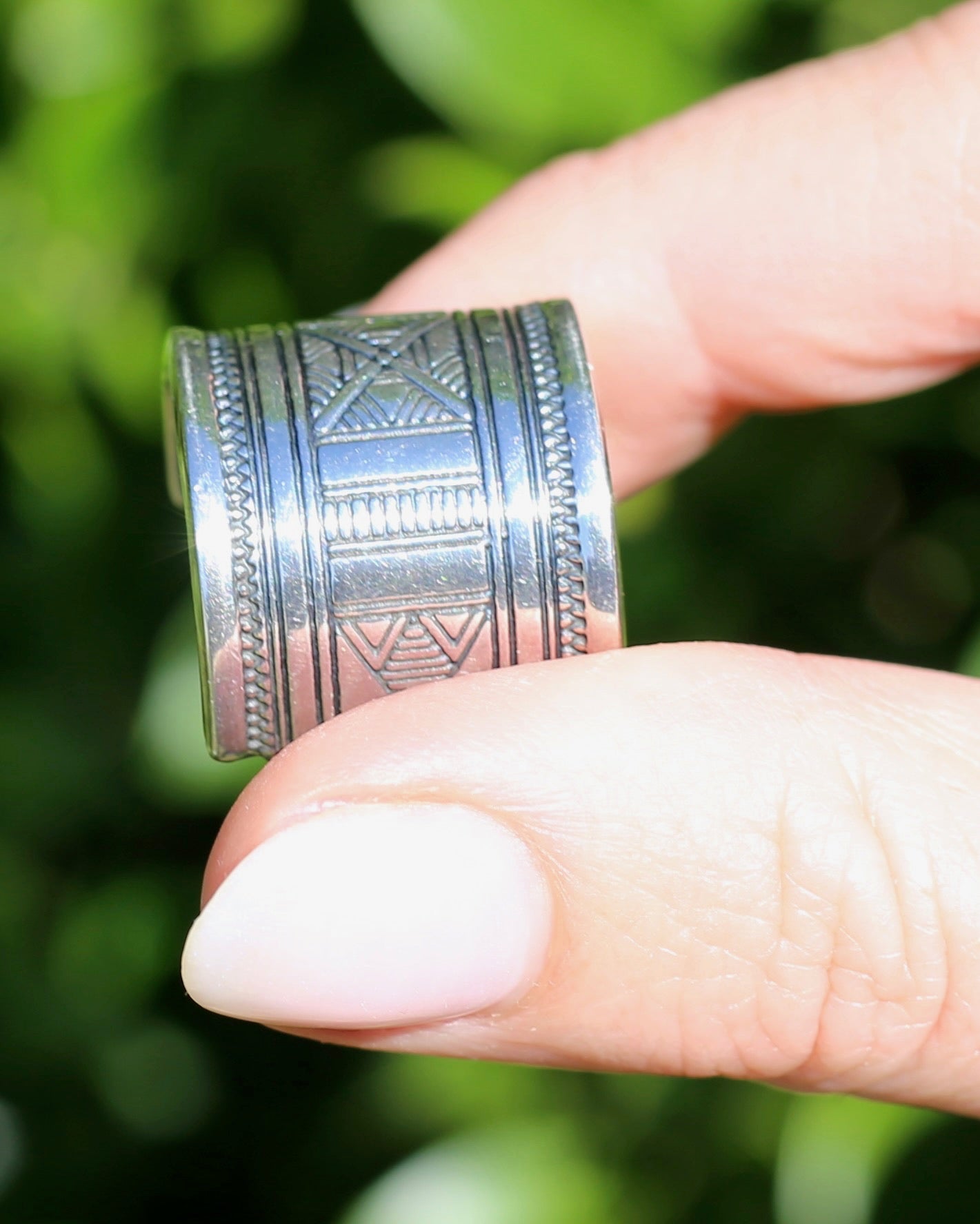 Wide Sterling Silver Etched Cigar Band, Comfort Fit Back, size P or 7.5 (fits more like an O or 7)