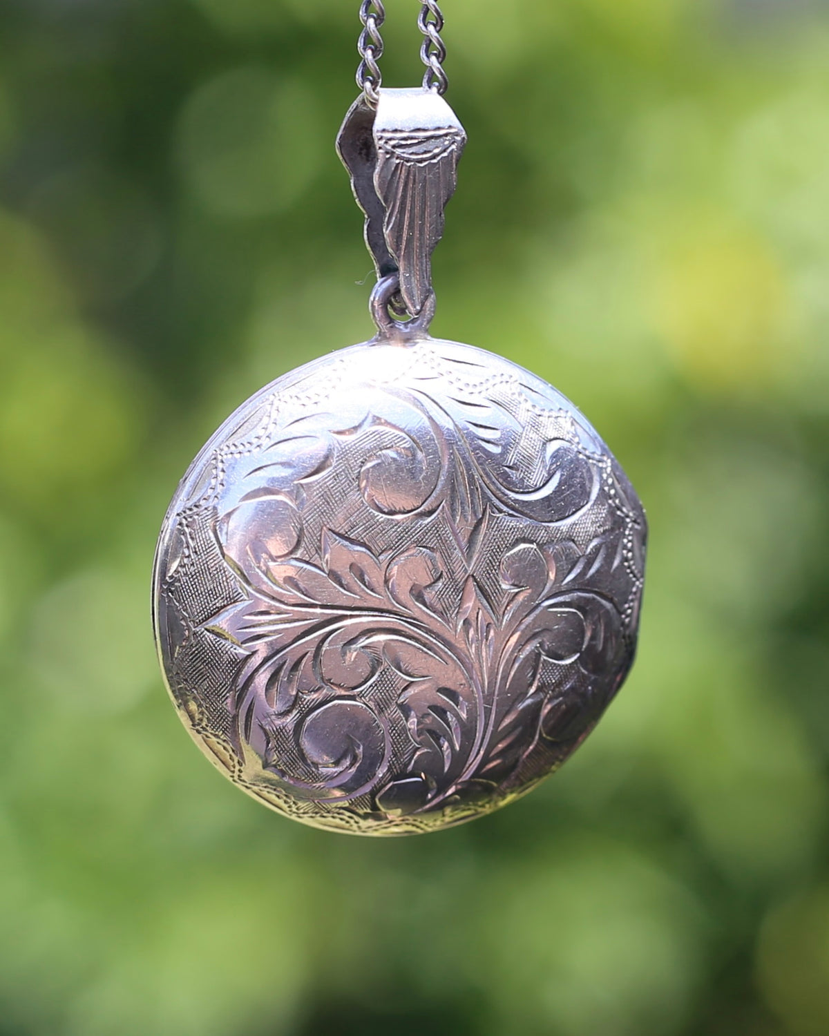 Vintage Hand Carved Round Locket, Thailand Sterling Silver, 11.59g, 33.4 x 30mm