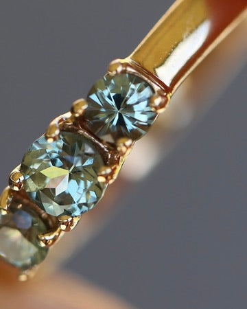 Natural Turquoise-Meets-Sage-Green Parti Trilogy, Claw Set 9ct Yellow Gold, size O1/2 or just over 7.25, 2.16g