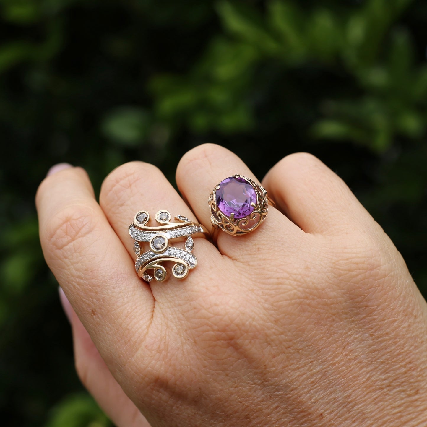 Synthetic Colour Change Purple Sapphire in Filigree Gold Ring, 10ct yellow gold,  size M1/2 or just under 6.5