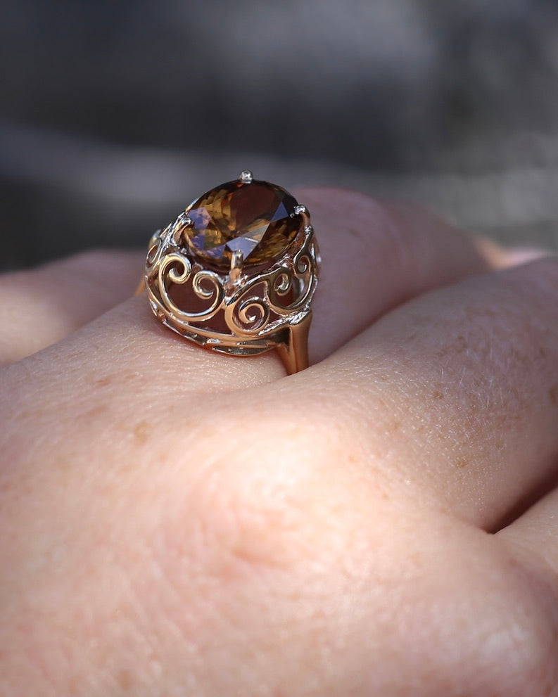6.9ct Oval Natural Zircon in Raised Filigree Setting, 10ct Yellow Gold, size M1/2 or 6.5, 4.83g