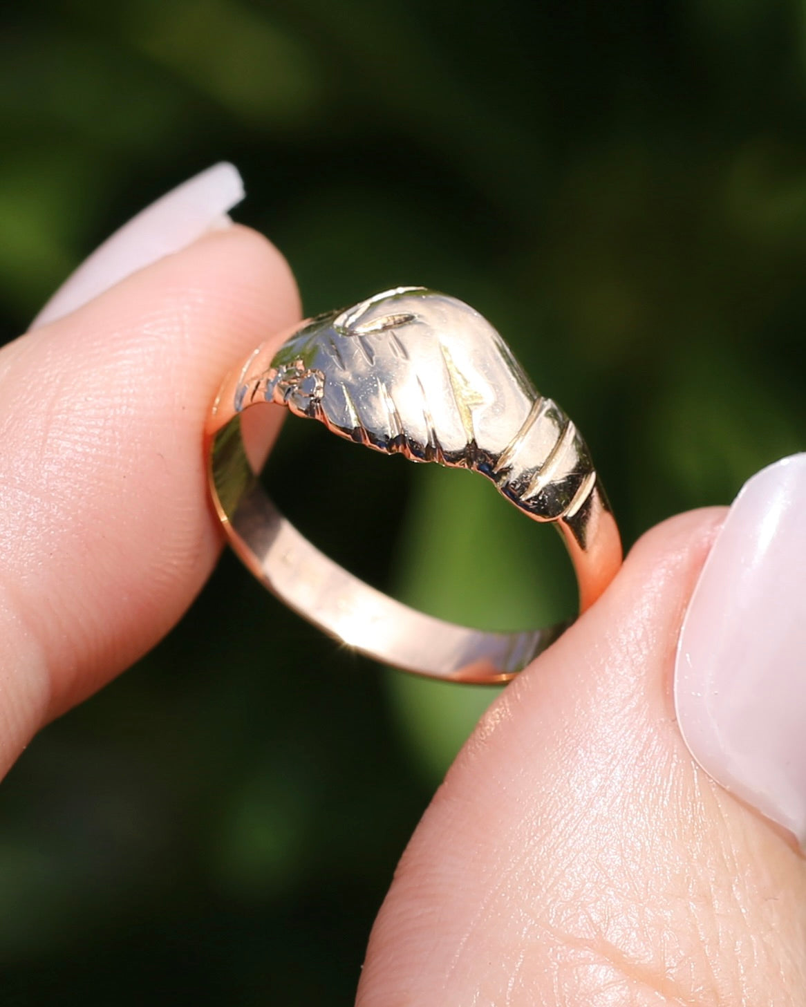 Vintique 15ct Fede Ring, 15ct Yellow Gold, size 7.5 or just over O1/2, 4.24g