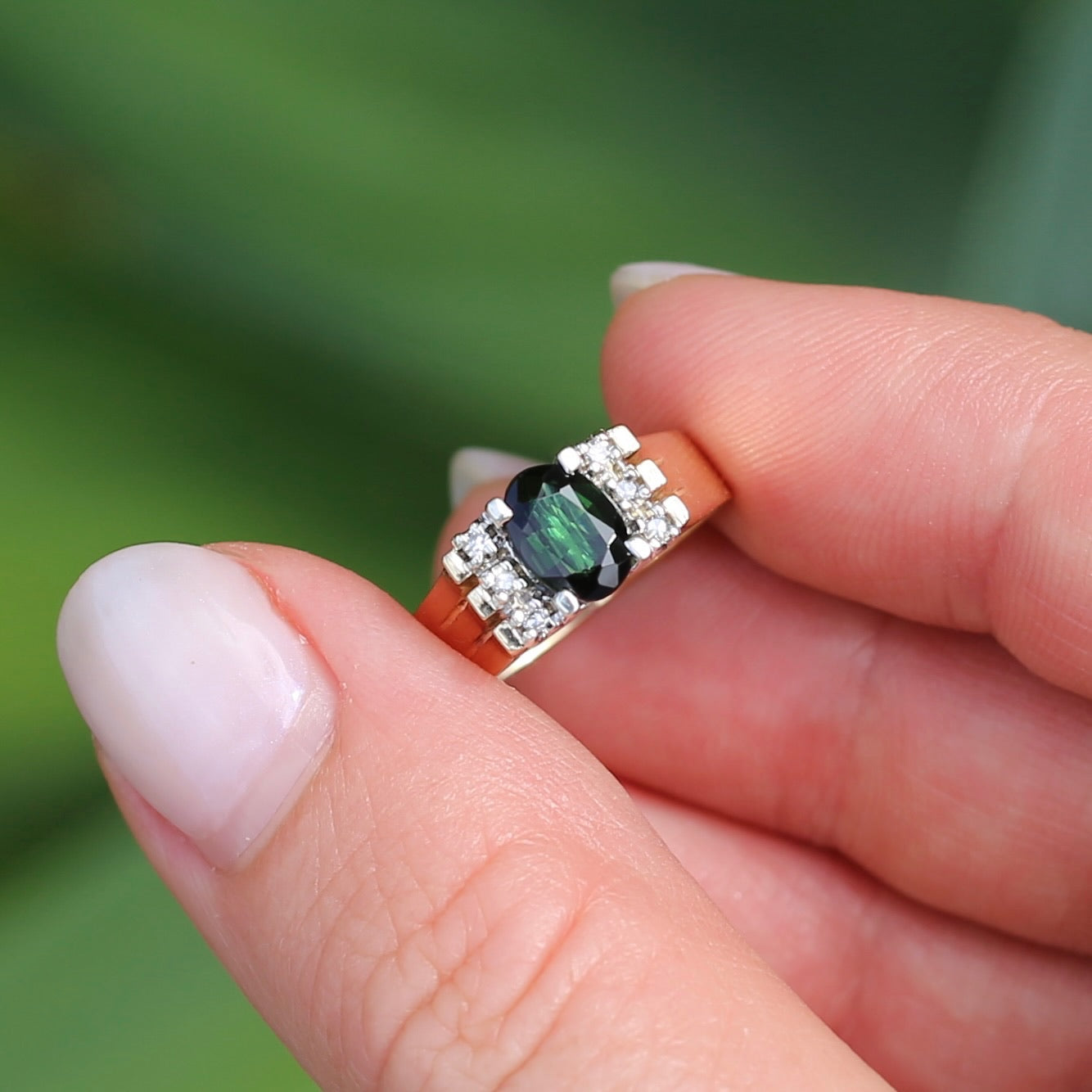 0.95ct Green Tourmaline and Diamond High Set Ring, 9ct White and Yellow Gold, size O or just over 7