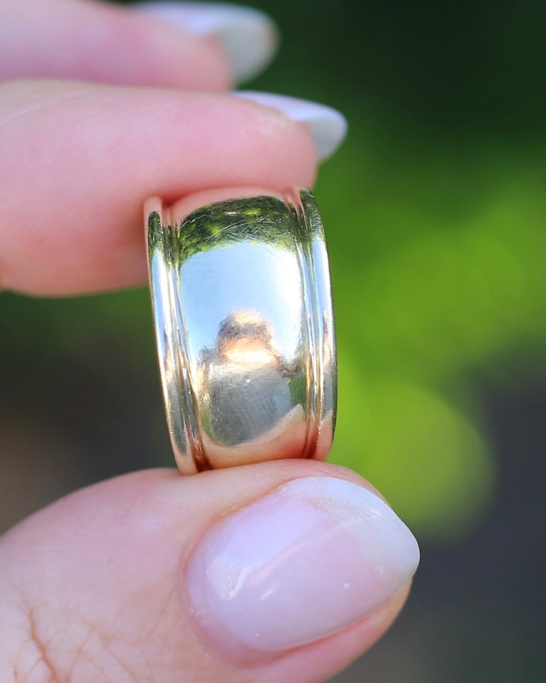 Chunky 12.8mm Domed Ring, 9ct Yellow Gold, size P1/2 or 8 (fits more like O1/2), 5.66g