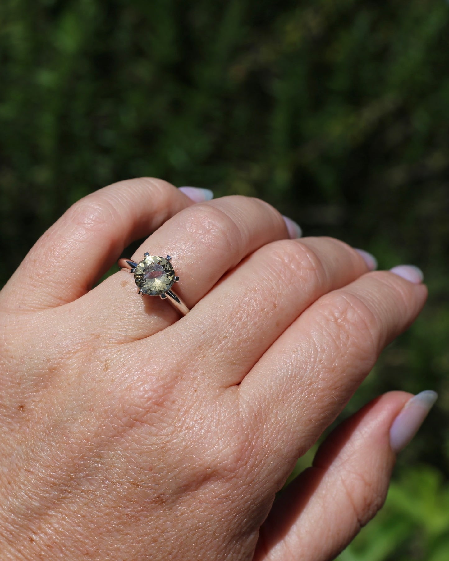 9mm 2.25ct Natural Yellow Beryl, 6 Claw Set, 9ct White Gold, size N1/2 or nearly 7, 3.75g